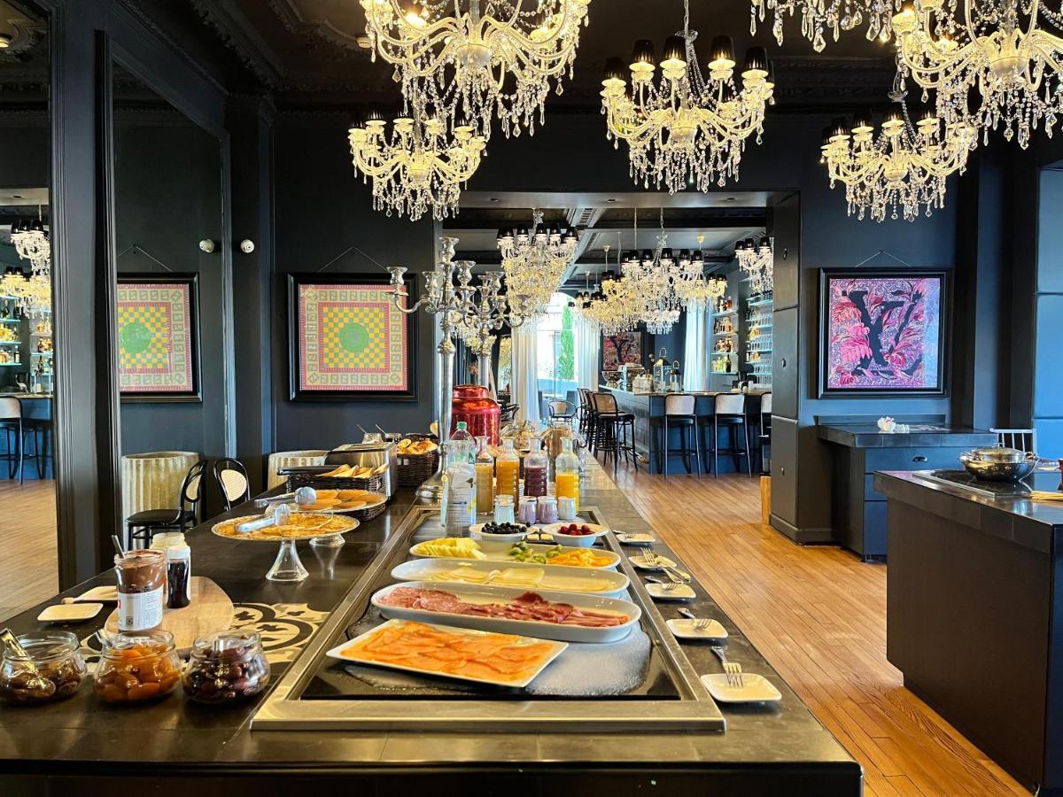 Belfry & Spa By Ligne St Barth Lourdes Ngoại thất bức ảnh The buffet at the restaurant