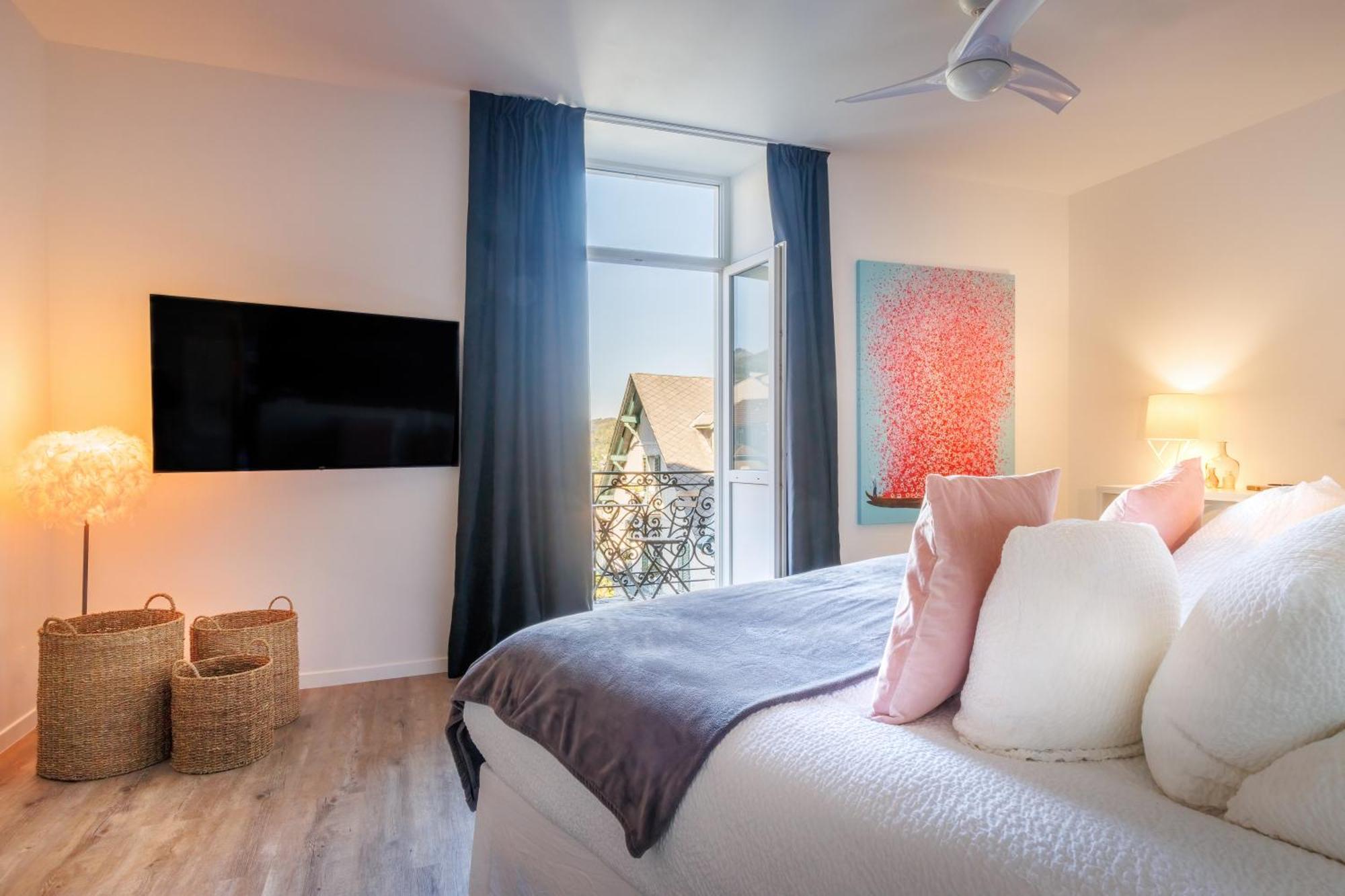 Belfry & Spa By Ligne St Barth Lourdes Ngoại thất bức ảnh A bedroom at the Hotel